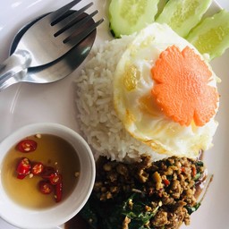 ชามทองก๋วยเตี๋ยวเรือโบราณ