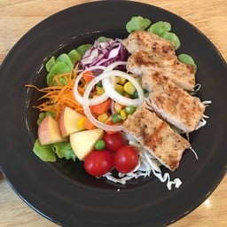 สลัด ไก่ย่าง