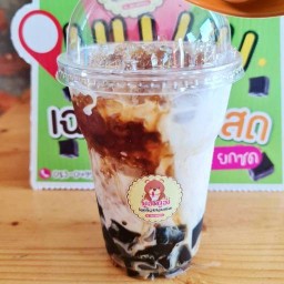 บูมบูม เฉาก๊วยนมสด