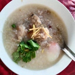 โจ๊กหมูเมืองนกใหญ่