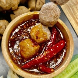 A HALF (อะ ฮาฟ) หมูปิ้ง ไก่ปิ้ง ลูกชิ้นปิ้ง ลูกชิ้นทอด ไส้กรอก