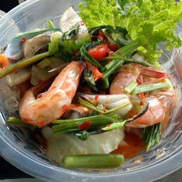 ยำวุ้นเส้นทะเล