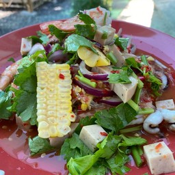 ตำหมูยอปลาร้าหรือตำไทยบอกด้วยนะจ๊ะมีสองแบบ