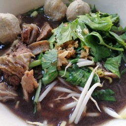 ร้านก๋วยเตี๋ยวภูธร