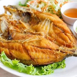 ปลากระพงทอดน้ำปลา