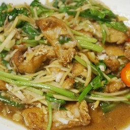 เนื้อปลากะพงผัดขึ้นฉ่าย