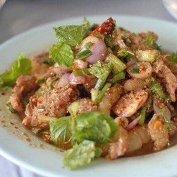 น้ำตกเนื้อ