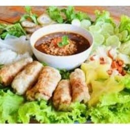 แหนมเนือง