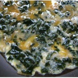 ไข่เจียวสาหร่ายราดข้าว