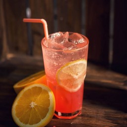Pink-Grapefruit Lemonade
