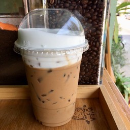 มณี กาแฟสด