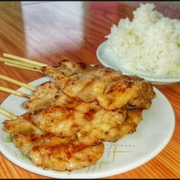 หมูปิ้งสุโขทัยล่มแดง(ตลาดริมบึง)