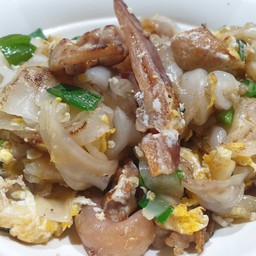 ร้านฮิมา ก๋วยเตี๋ยวคั่วไก่ (ตรงข้ามวัดบ้านฉาง)