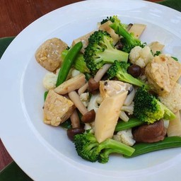 ผัดผักรวม