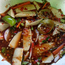 เกาเหลากุ้งสดไก่ยอสายบัว