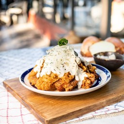 Korean Fried Chicken with Creamy Onion Sauce