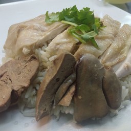 ข้าวมันไก่ต้ม+ตับ
