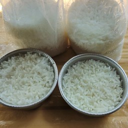 ข้าวหอมมะลินึ่งอบไอน้ำ