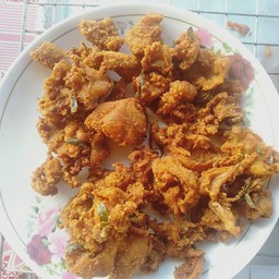 ร้านมีนาไก่ทอดสมุนไพร
