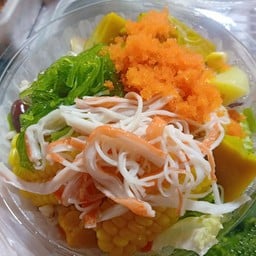 ก๋วยเตี๋ยวลุยสวน-สลัดโรล ตลาดหมอสาโรจน์