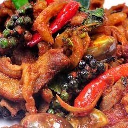 ผัดเผ็ดหมูป่า