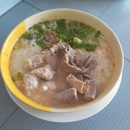 ข้าวต้มหมูเด้ง