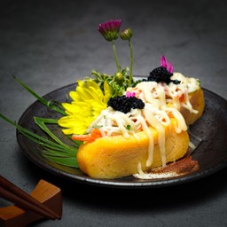 สลัดไข่หวาน หน้าปูอัดไข่กุ้ง