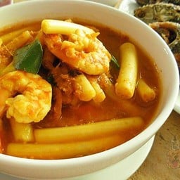 แกงเหลืองผักรวมกุ้งสด