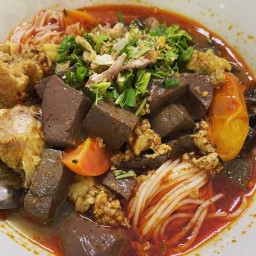 ขนมจีนน้ำเงี้ยว ข้าวซอย แม่ศรีเมือง บางบอน1