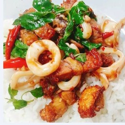 ครัวหลังบ้าน (เออร์เบิ้น)