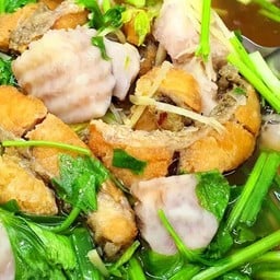 ทะเลต้มเผือก