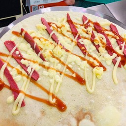 ไส้กรอก + มอสซาเรลล่าชีส