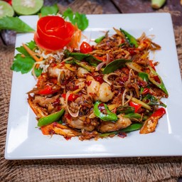 ไก่คั่วริมเขื่อน