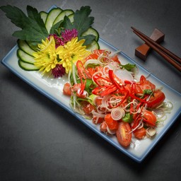 ยำแซลมอนรสแซ่บ