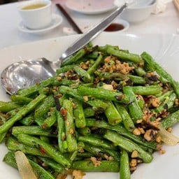 ถั่วแขกผัดหมูสับ