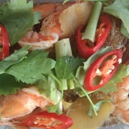 กุ้งอบวุ้นเส้น
