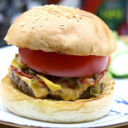 ชีสเบอร์เกอร์เนื้อออสเตรเลีย