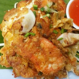 ผัดไทย+ทะเลทอด