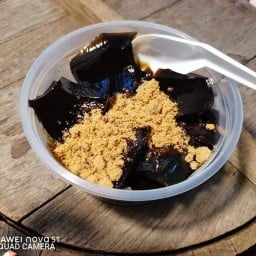 เฉาก๊วยโบราณอร่อยหมิ่นลี้ สาขา2 (บ้านเหล่า)