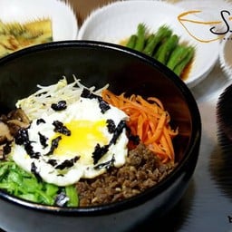 Dolsot bibimbab