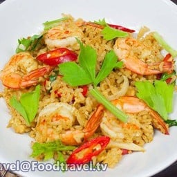 ข้าวผัดผงกะหรี่ปู