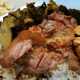 ข้าวขาหมูธรรมดา