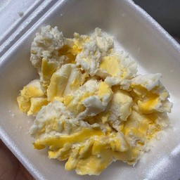 ไอศกรีมกะทิสดไข่แข็ง