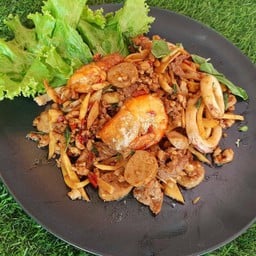 ผัดกะเพรา (เป็นกับข้าว)