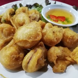 หมึก + ผัก ชุบแป้งทอด