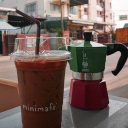 minimafe' slowbar coffee