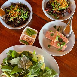 ร้านลาบขมห้วยปู 1