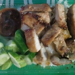 หมูย่างยิ้ม (porkRoastSmile) By ลุงดิน