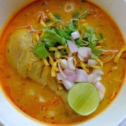 ขนมจีน ข้าวซอยไก่ ก๋วยจั๊บญวณ @ สถาบันมะเร็งฯ