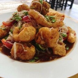 ตำขนมจีนแคปหมู